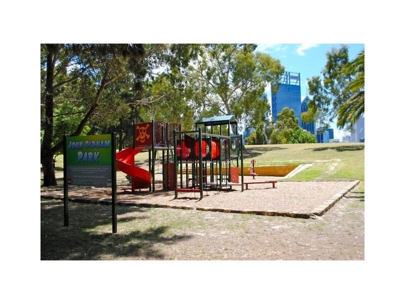 12/122 Mounts Bay Road, Perth WA 6000