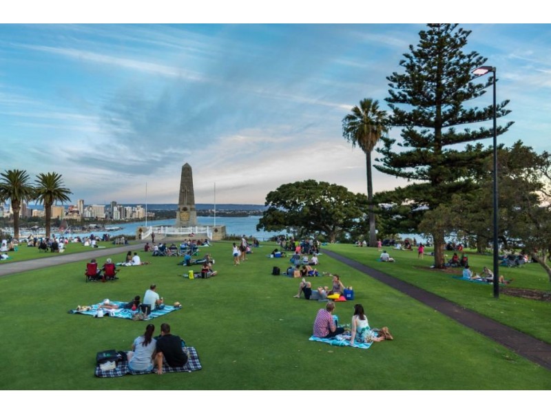 12/122 Mounts Bay Road, Perth WA 6000