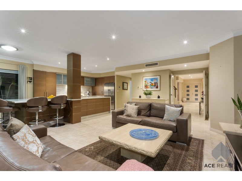 1A Hope Road, Ardross WA 6153