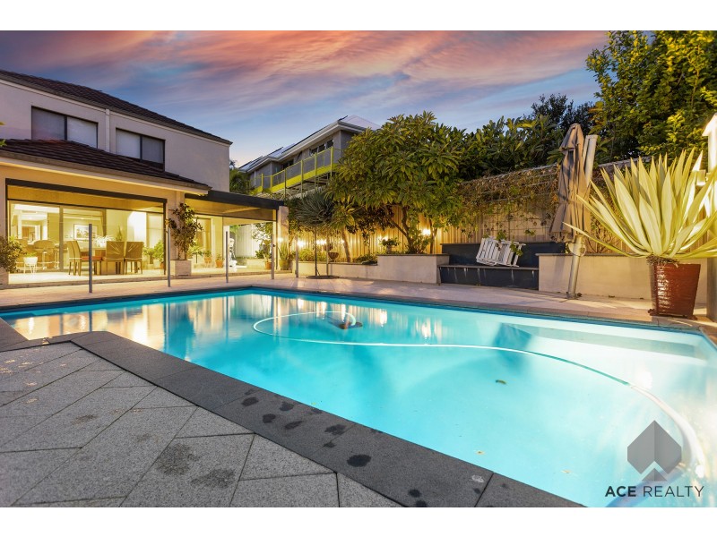 1A Hope Road, Ardross WA 6153