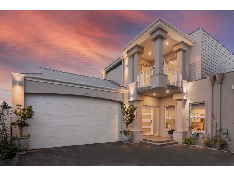 3/8 Matheson Road, Applecross WA 6153