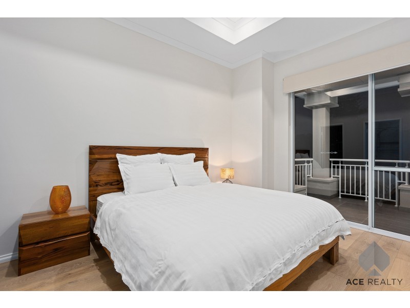 3/8 Matheson Road, Applecross WA 6153