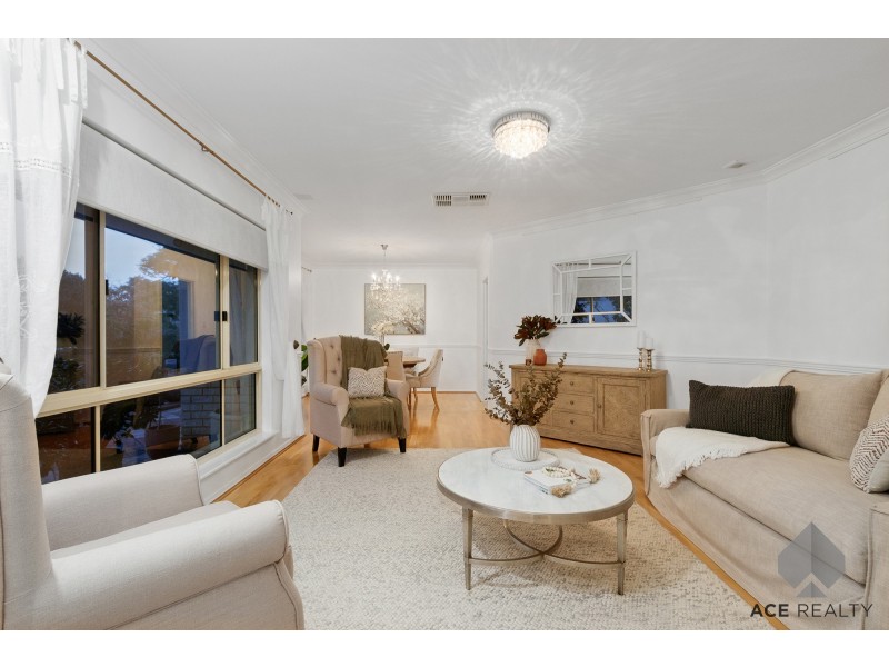 1/8 Matheson Road, Applecross WA 6153