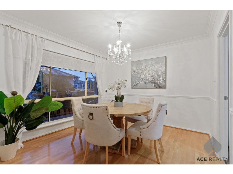 1/8 Matheson Road, Applecross WA 6153