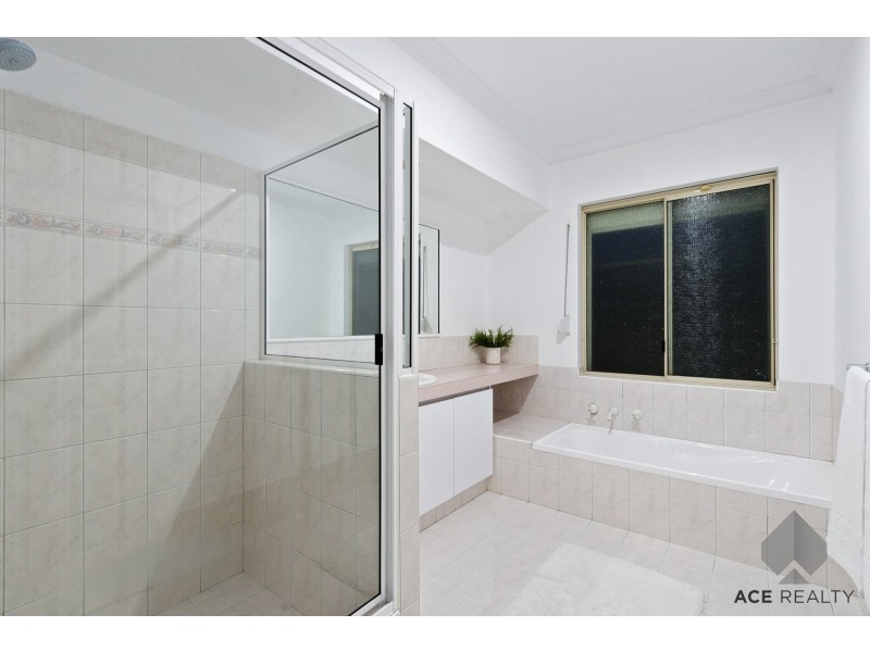 1/8 Matheson Road, Applecross WA 6153