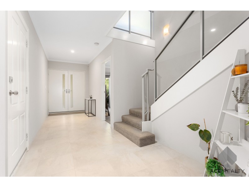 18 Brian Avenue, Mount Pleasant WA 6153