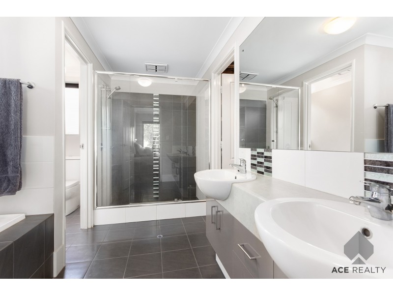 18 Brian Avenue, Mount Pleasant WA 6153