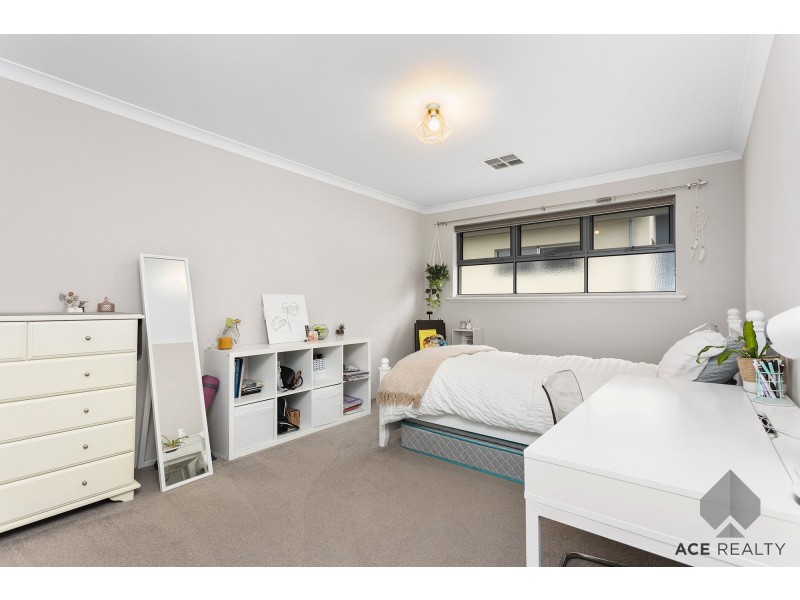 18 Brian Avenue, Mount Pleasant WA 6153