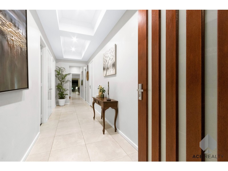 2B Tweeddale Road, Applecross WA 6153