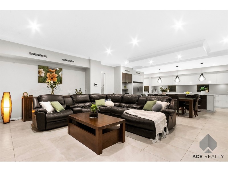 2B Tweeddale Road, Applecross WA 6153