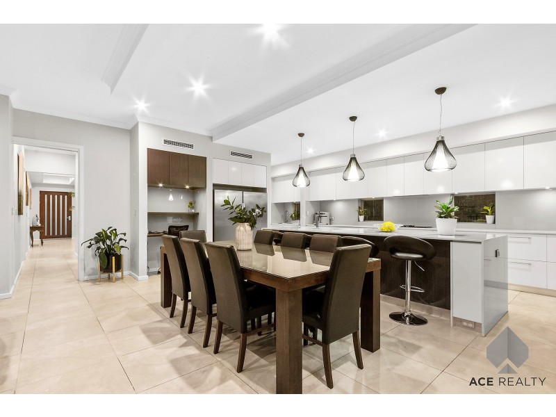 2B Tweeddale Road, Applecross WA 6153