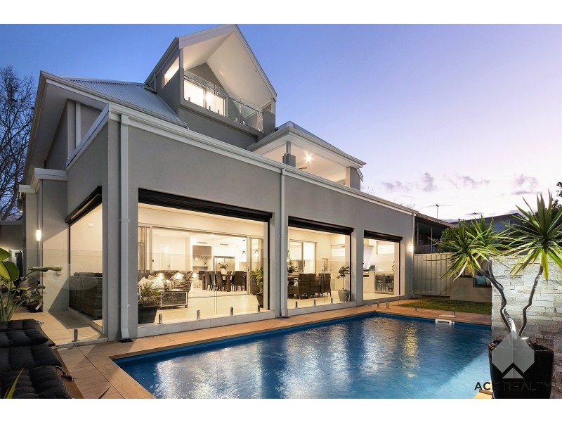 2B Tweeddale Road, Applecross WA 6153