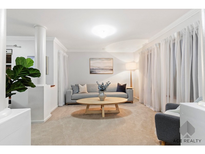40 Kooralbyn Valley Crescent, Jandakot WA 6164