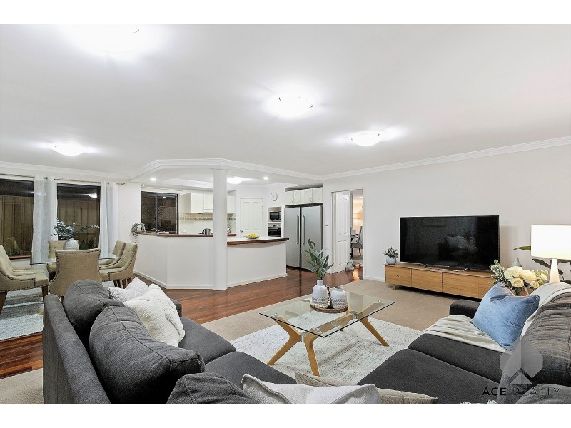 40 Kooralbyn Valley Crescent, Jandakot WA 6164