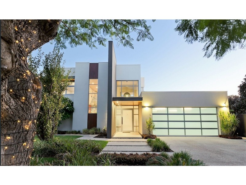 95 Tweeddale Road, Applecross WA 6153
