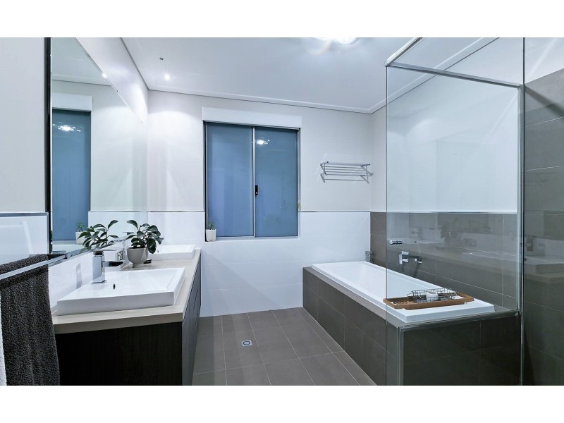 95 Tweeddale Road, Applecross WA 6153