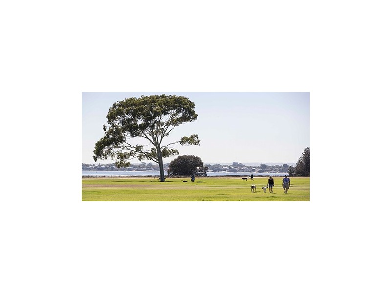 132B Burke Drive, Attadale WA 6156