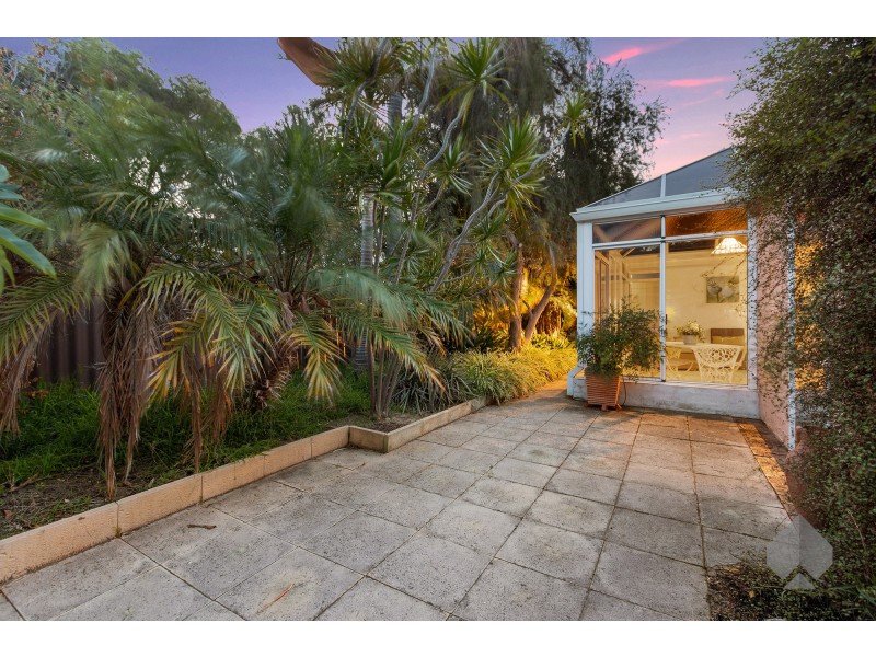 21A Glenelg Street, Applecross WA 6153