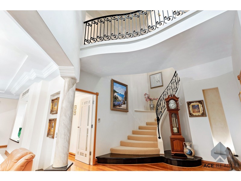 57 Tweeddale Road, Applecross WA 6153