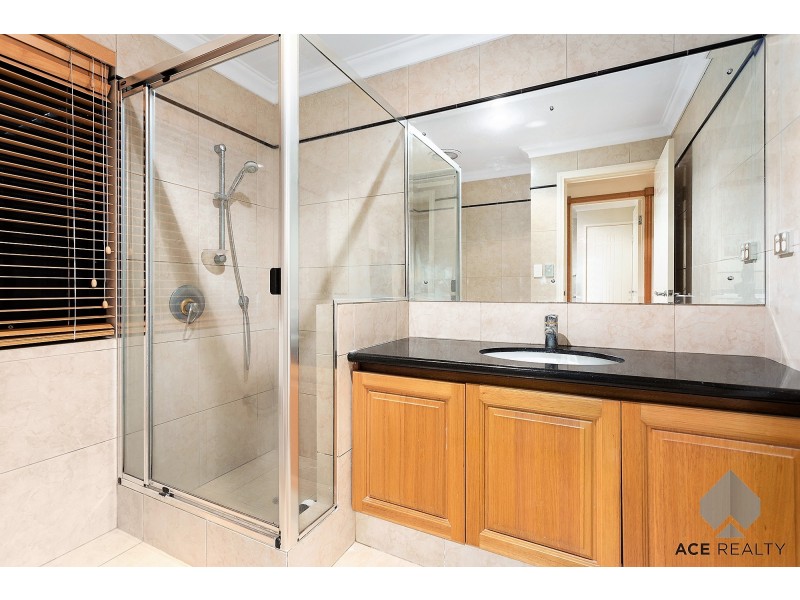 57 Tweeddale Road, Applecross WA 6153