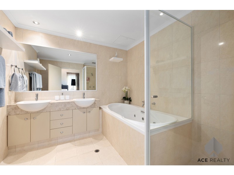 18/1 Preston Street, Como WA 6152
