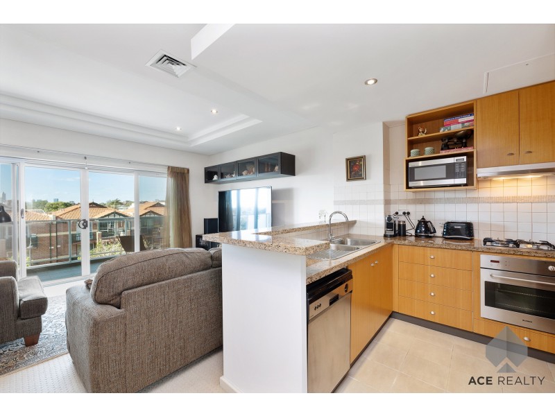 18/1 Preston Street, Como WA 6152
