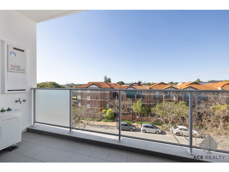 18/1 Preston Street, Como WA 6152