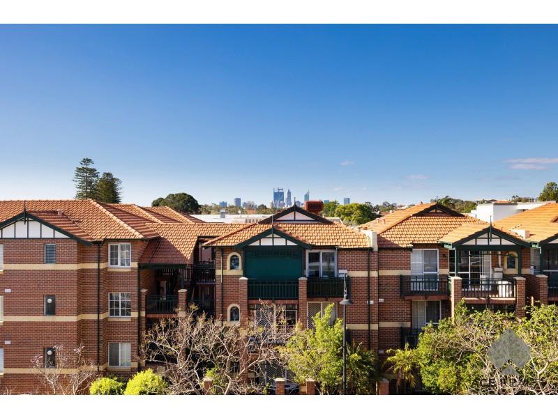18/1 Preston Street, Como WA 6152