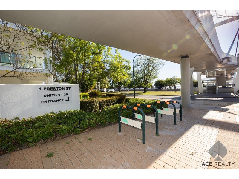18/1 Preston Street, Como WA 6152