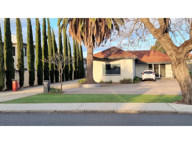 34 & 34A Reynolds Road, Applecross WA 6153