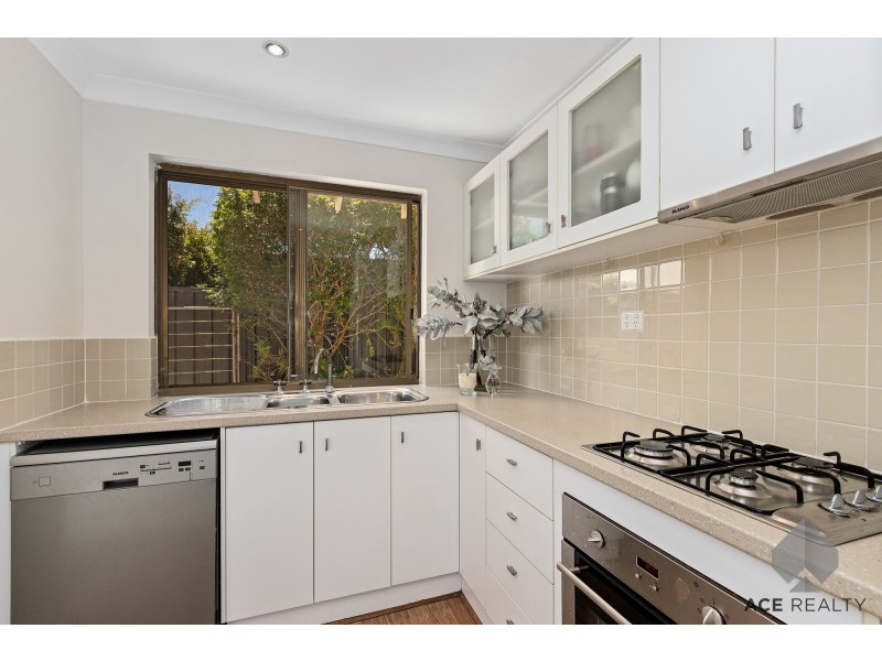 7/102 Ardross Street, Applecross WA 6153