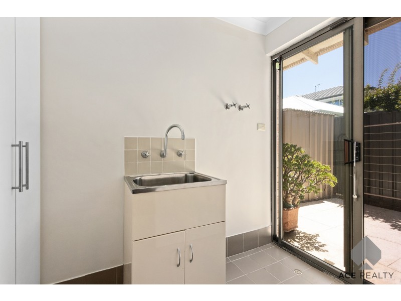 7/102 Ardross Street, Applecross WA 6153