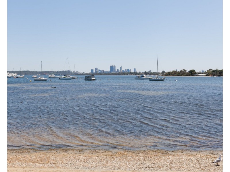 W404/70 Canning Beach Road, Applecross WA 6153