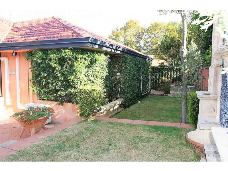 101A Tweeddale Road, Applecross WA 6153