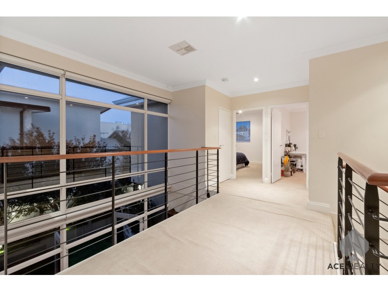 15 Raymond Street, Mount Pleasant WA 6153