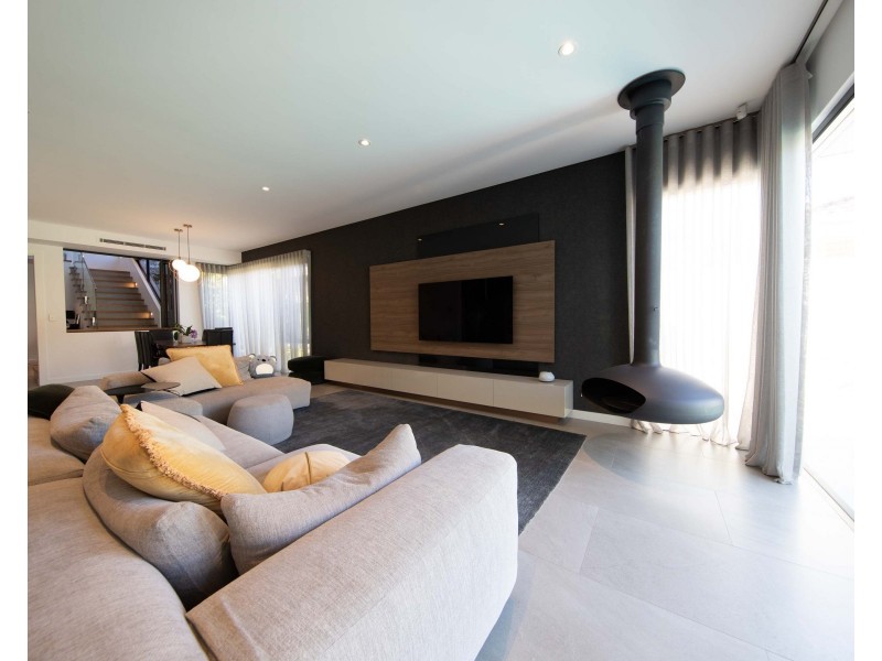 60 Monash Avenue, Como WA 6152