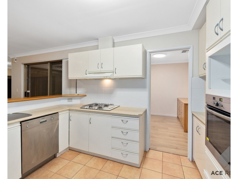 13 Kinross Road, Applecross WA 6153