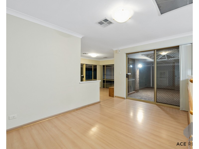 13 Kinross Road, Applecross WA 6153