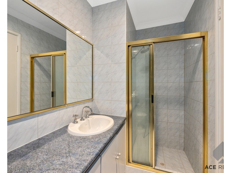 13 Kinross Road, Applecross WA 6153