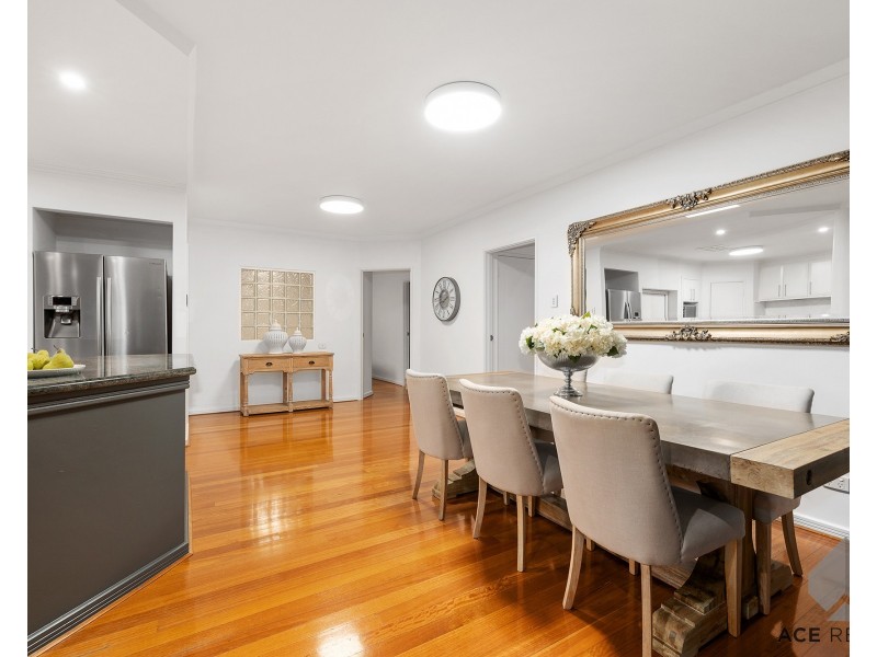 7 Cormack Road, Alfred Cove WA 6154