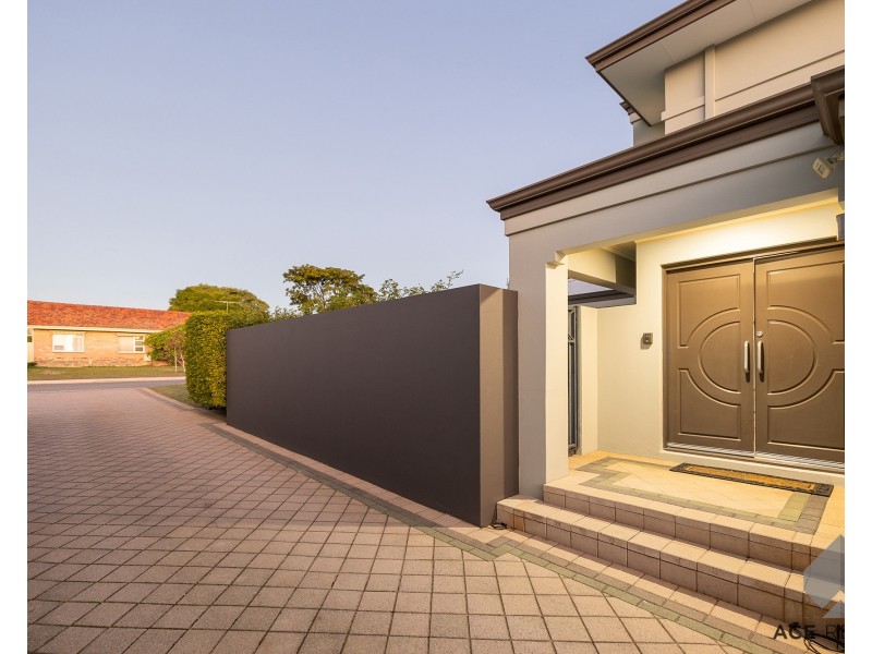 7 Cormack Road, Alfred Cove WA 6154