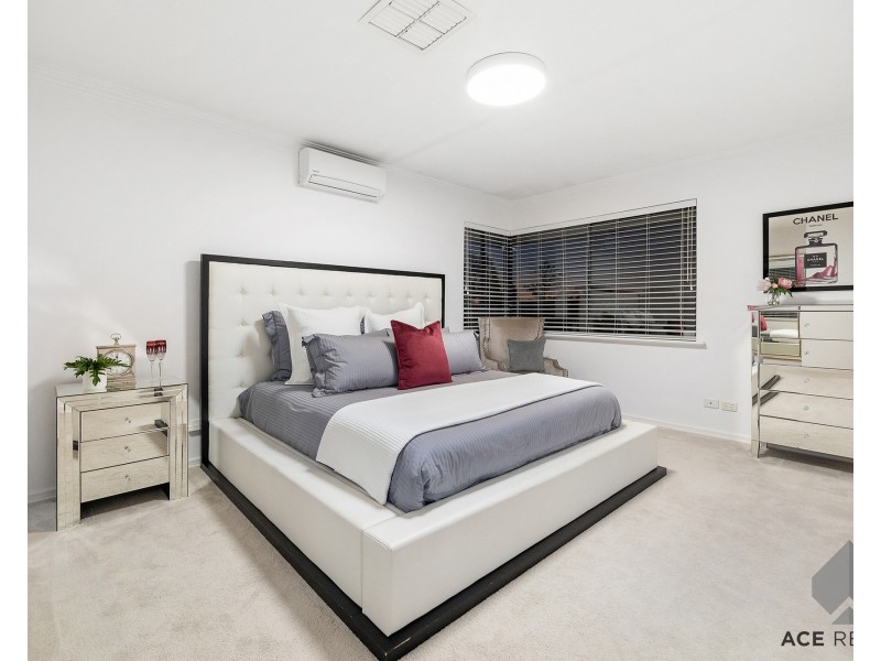 7 Cormack Road, Alfred Cove WA 6154