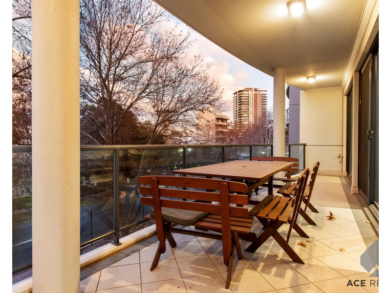 1/63 Mill Point Road, South Perth WA 6151