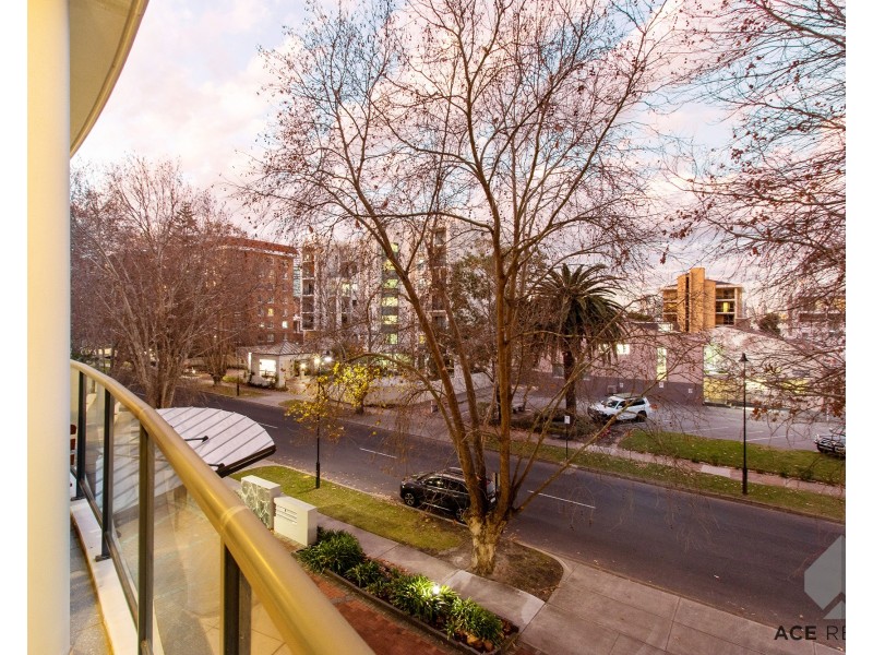 1/63 Mill Point Road, South Perth WA 6151