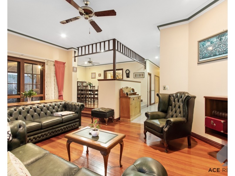 73 Tweeddale Road, Applecross WA 6153