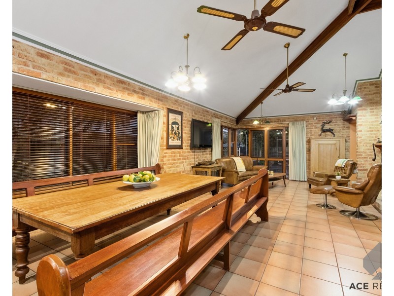 73 Tweeddale Road, Applecross WA 6153