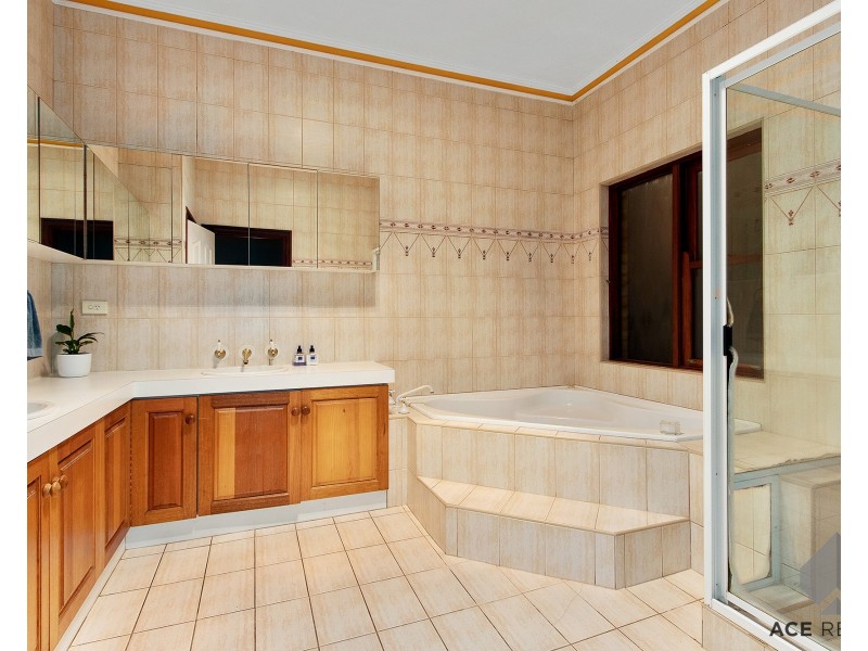 73 Tweeddale Road, Applecross WA 6153