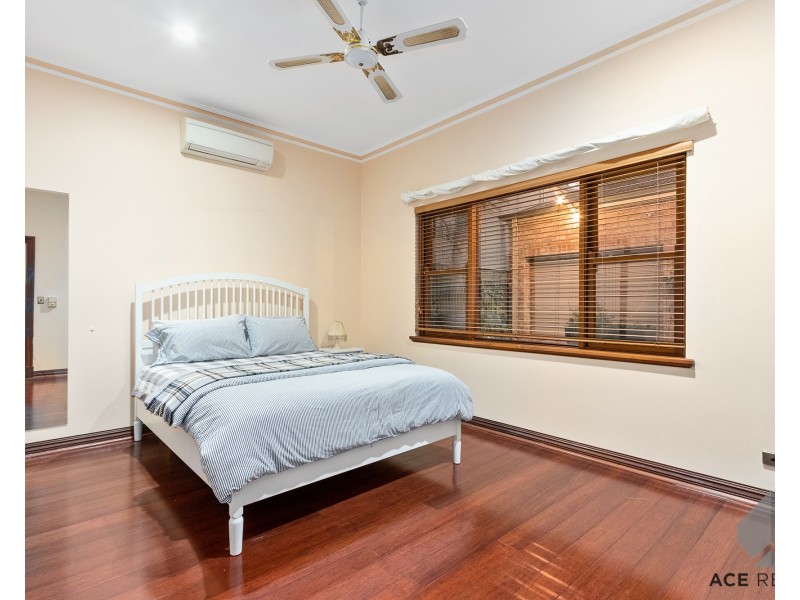 73 Tweeddale Road, Applecross WA 6153