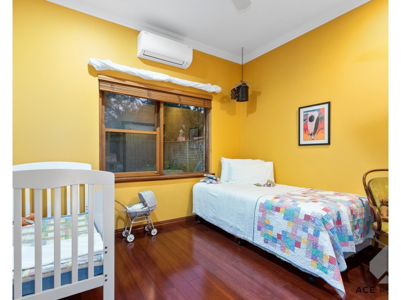 73 Tweeddale Road, Applecross WA 6153