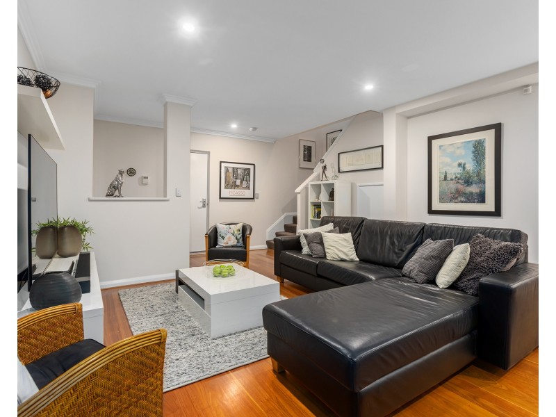 1/6 Jane Road, Applecross WA 6153